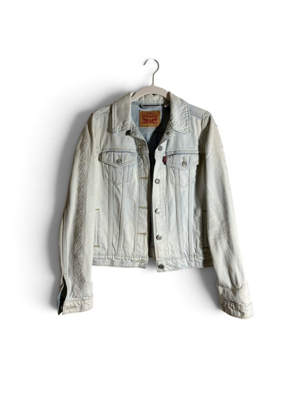 Levi's Floral Embroidered Original Trucker Denim Jacket Light Wash - Size M